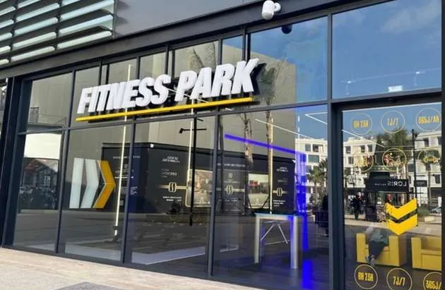 Façade du club Fitness Park à Rabat